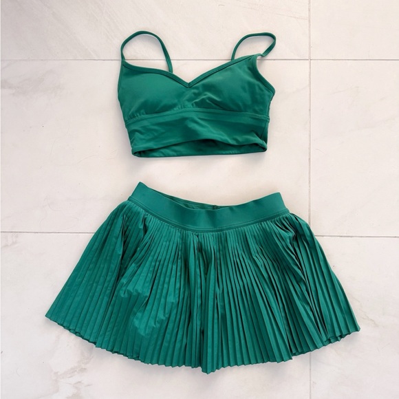 lululemon athletica Tops - Lululemon Green Women's Sports Bra